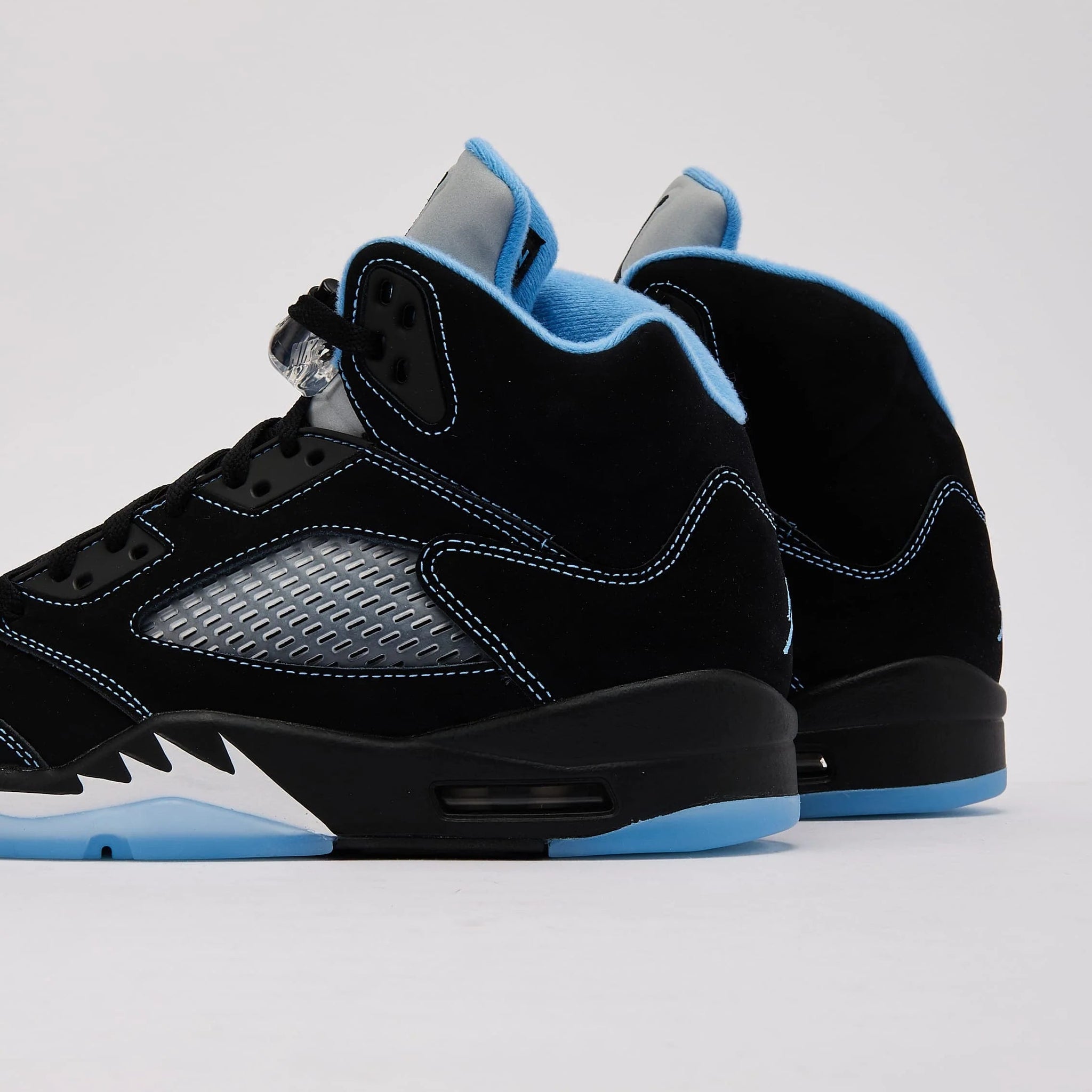 Limited Edition Black & University Blue 5s